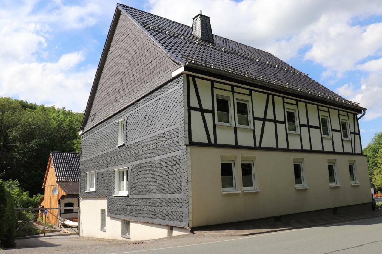 Ferienhof Donner An Der Wenne Eslohe Exteriör bild